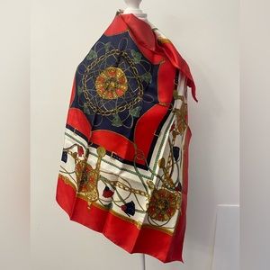 Baroque design large scarf 33”